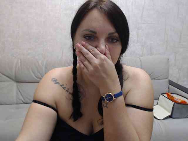 AngelinaCute Live Webcam on BongaCams