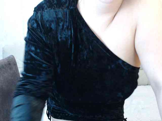 JenniferTheChic webcam