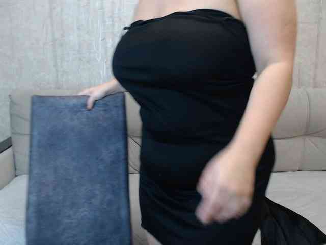 JenniferTheChic webcam