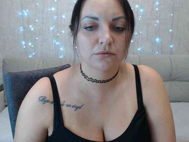 JenniferTheChic webcam