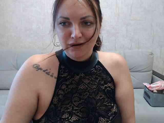 JenniferTheChic webcam