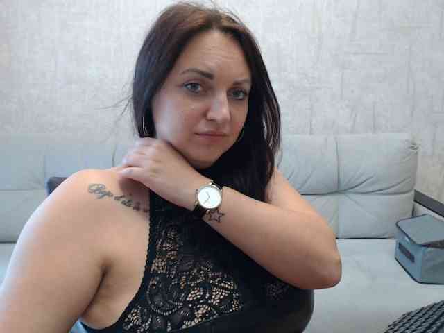 JenniferTheChic webcam