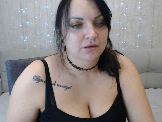 JenniferTheChic webcam