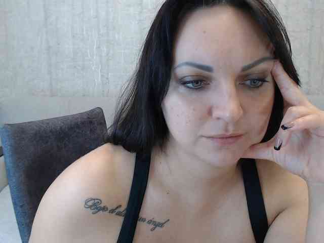 JenniferTheChic webcam