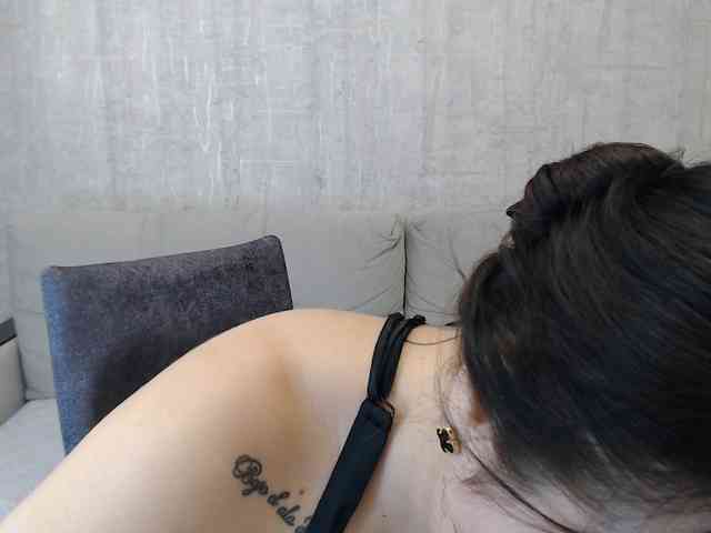 JenniferTheChic webcam