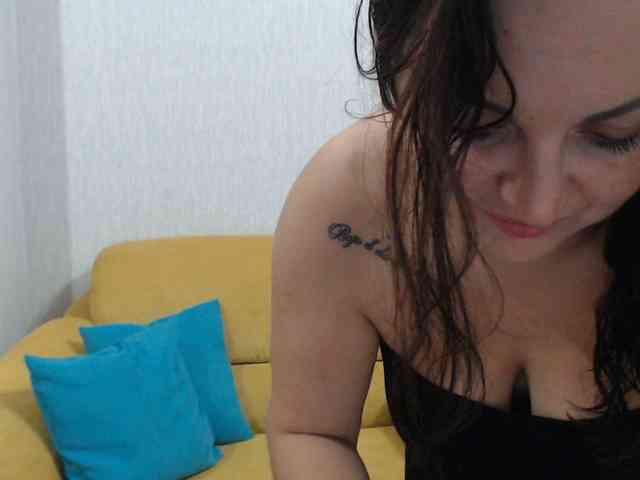 JenniferTheChic webcam