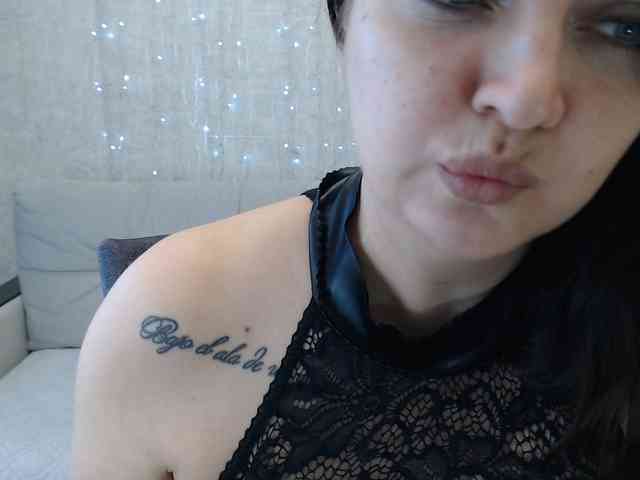 JenniferTheChic webcam