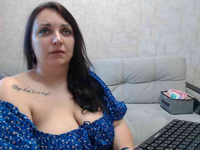 JenniferTheChic webcam