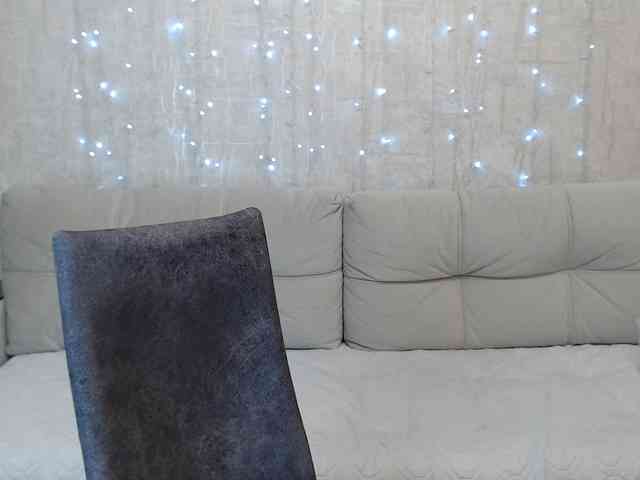 JenniferTheChic webcam