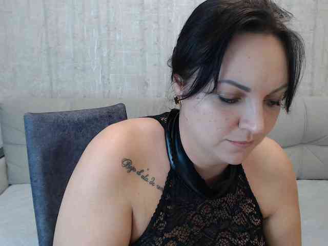 JenniferTheChic webcam