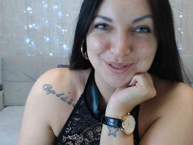 JenniferTheChic webcam