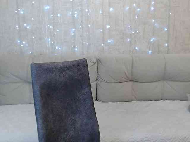 JenniferTheChic webcam