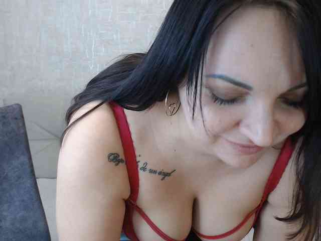 JenniferTheChic webcam