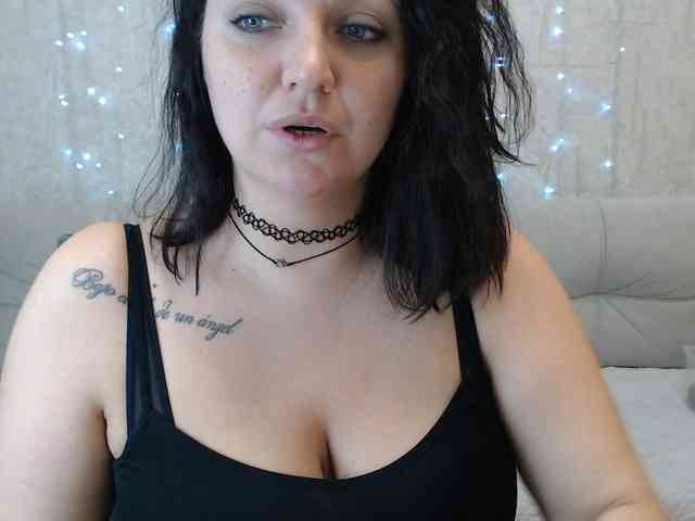 JenniferTheChic webcam