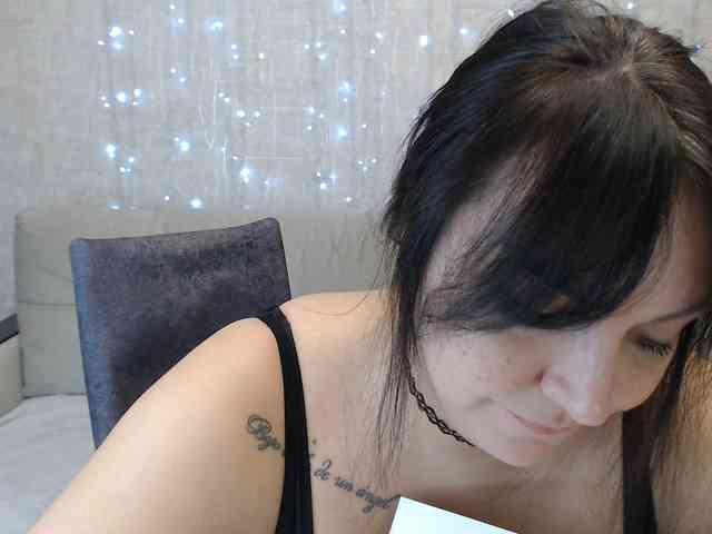 JenniferTheChic webcam