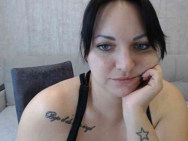 JenniferTheChic webcam