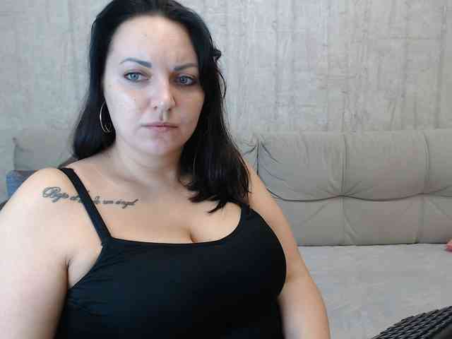 JenniferTheChic webcam
