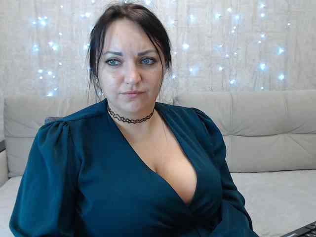 JenniferTheChic webcam