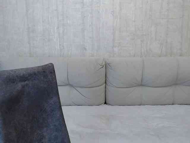 JenniferTheChic webcam