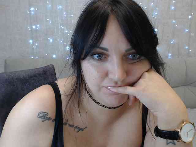 JenniferTheChic webcam