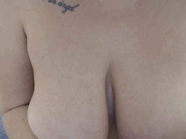 JenniferTheChic webcam