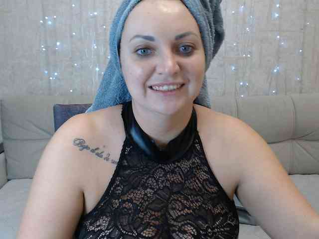 JenniferTheChic webcam