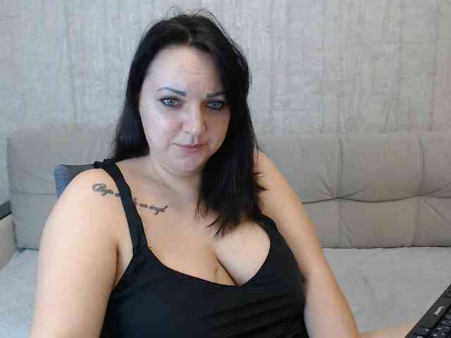 JenniferTheChic webcam