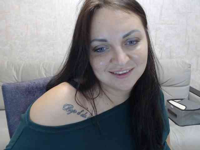 JenniferTheChic webcam