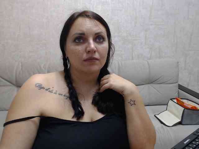 JenniferTheChic webcam