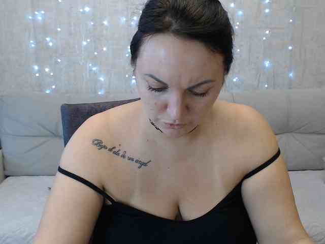 JenniferTheChic webcam