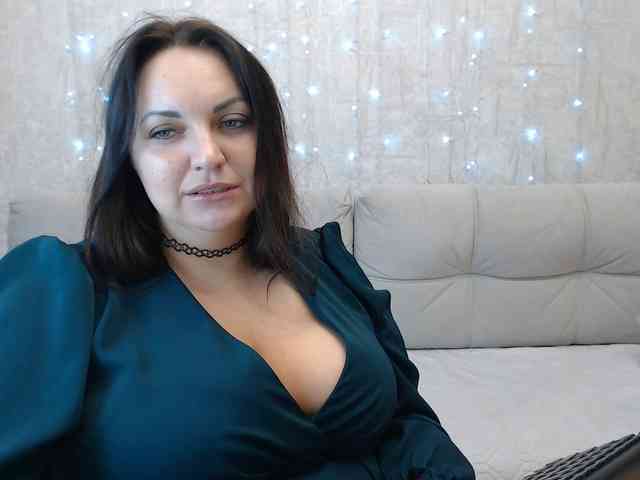 JenniferTheChic webcam