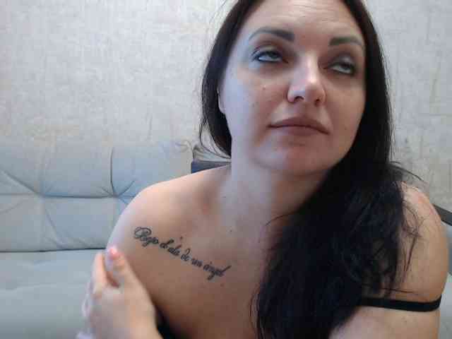 JenniferTheChic webcam