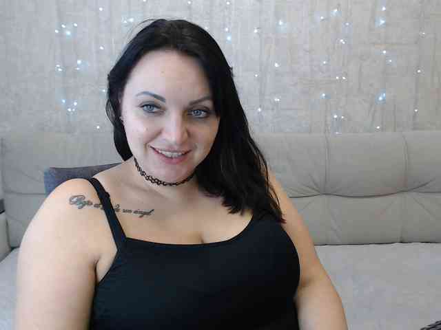 JenniferTheChic webcam
