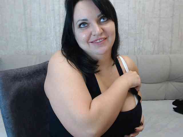 JenniferTheChic webcam