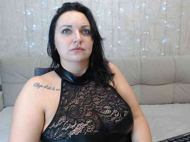 JenniferTheChic webcam