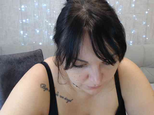 JenniferTheChic webcam