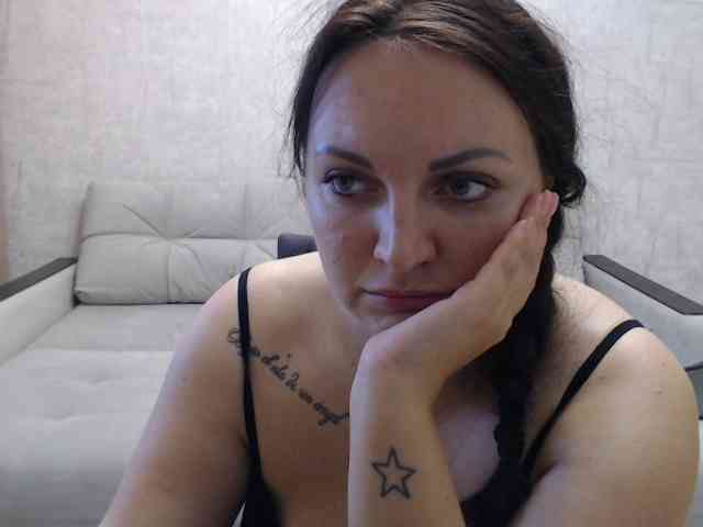 JenniferTheChic webcam