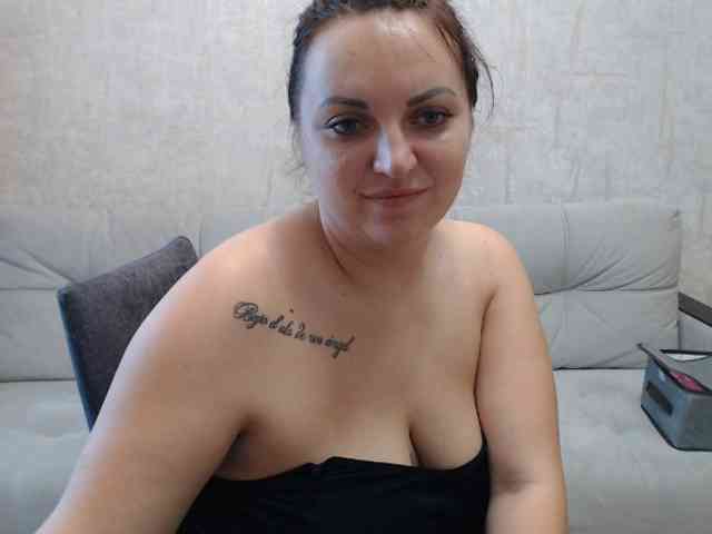 JenniferTheChic webcam