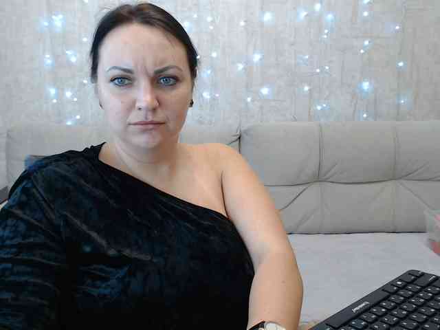 JenniferTheChic webcam