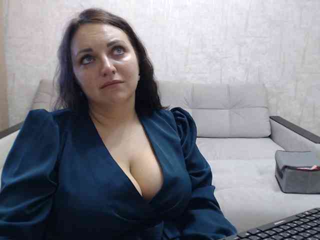 JenniferTheChic webcam