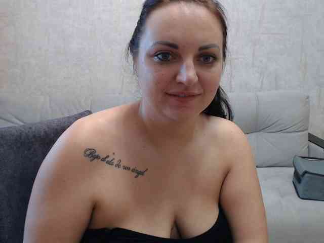 JenniferTheChic webcam