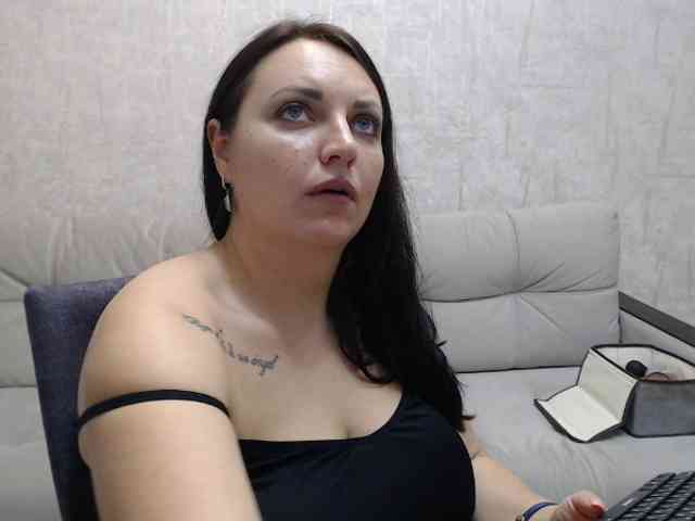 JenniferTheChic webcam