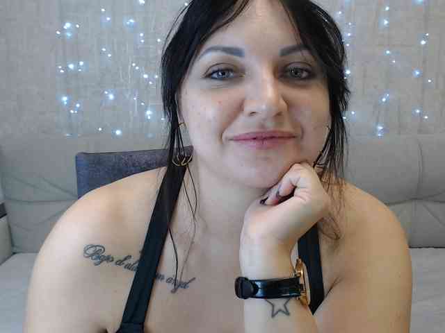 JenniferTheChic webcam