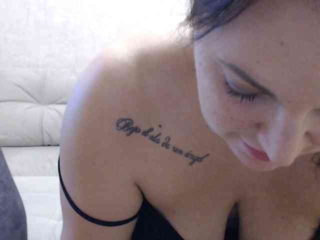 JenniferTheChic webcam