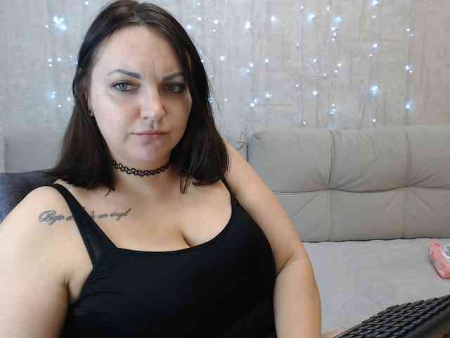 JenniferTheChic webcam