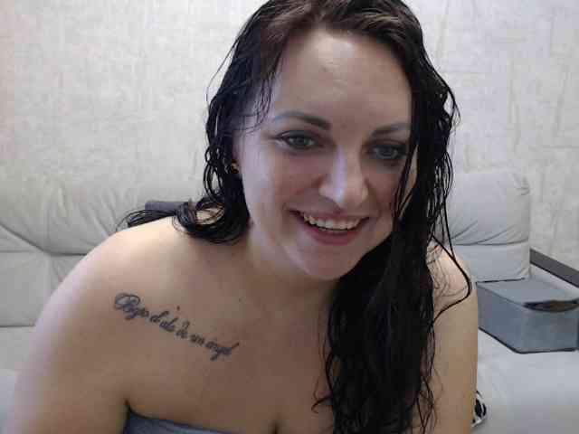 JenniferTheChic webcam