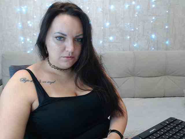 JenniferTheChic webcam