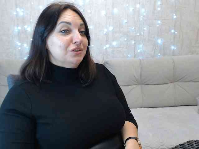 JenniferTheChic webcam