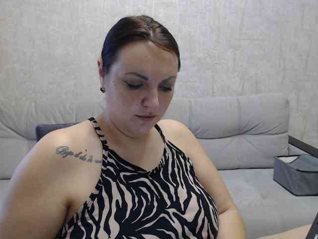JenniferTheChic webcam