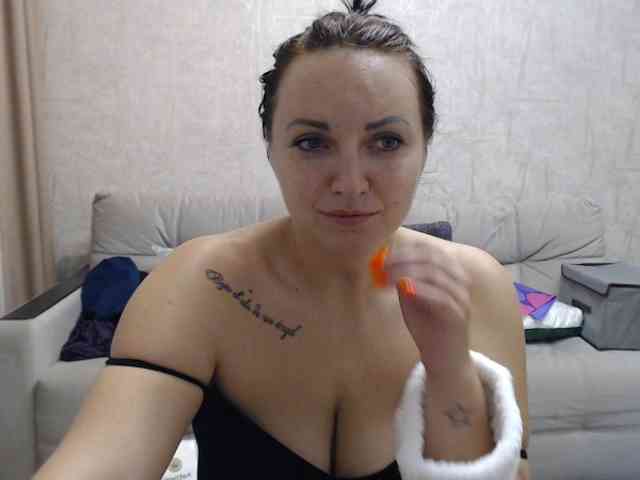 JenniferTheChic webcam